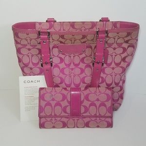 Coach Signature Purse w/ Matching Wallet